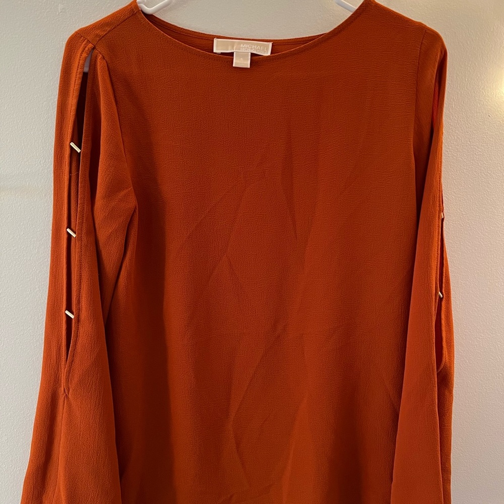 Michael Kors- long sleeve- Small
